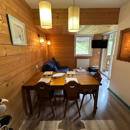 Tipa Lodge, Piscine Et Spa, Parking *